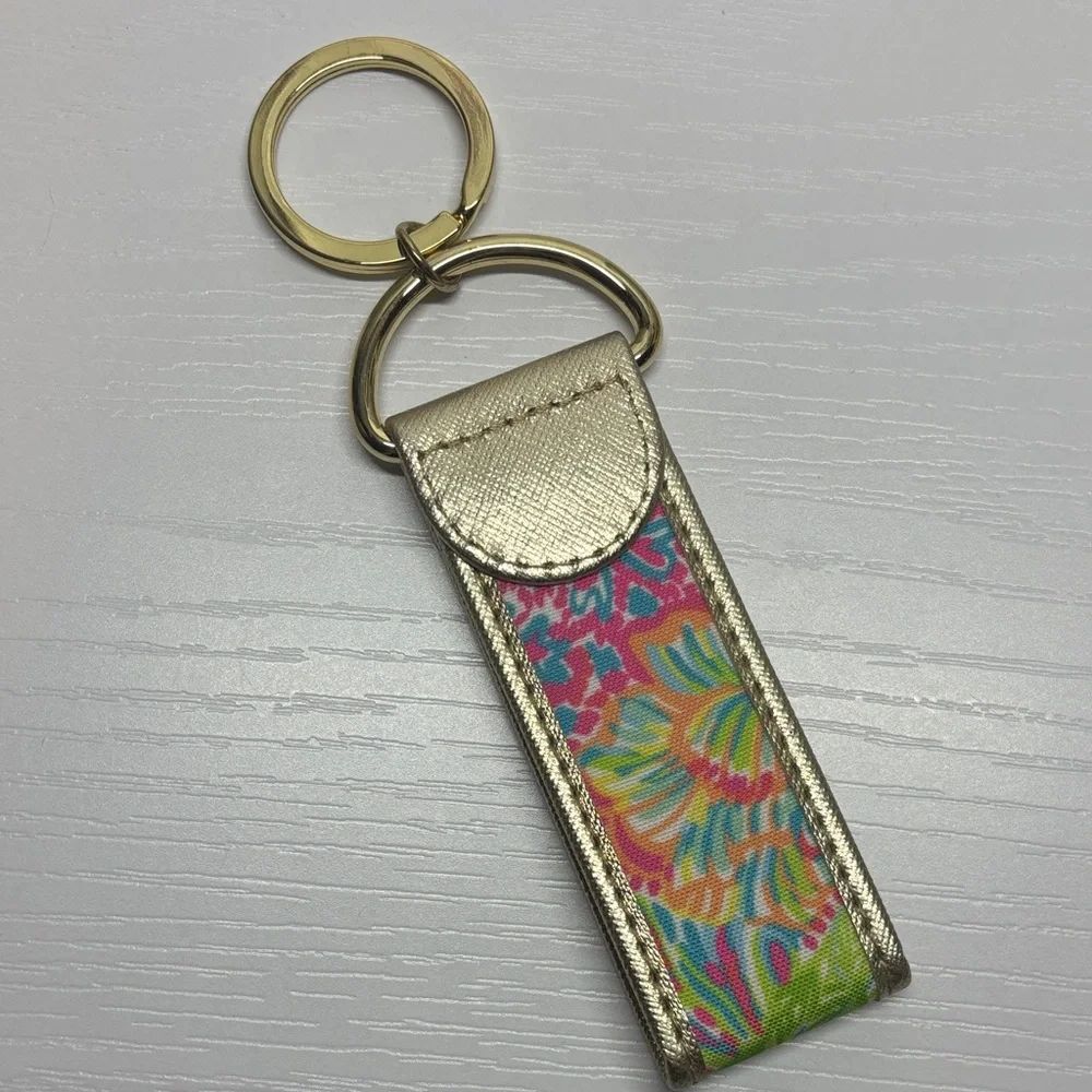 NWOT Lilly Pulitzer Gold and Floral Key Holder - Picture 3 of 3